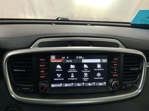 Used 2019 Kia Sorento SX AWD/4WD image 31