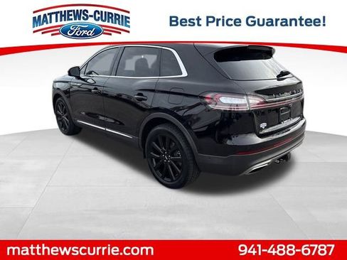 Used 2022 Lincoln Nautilus Reserve w/ Equipment Group 202A image 6