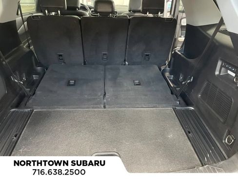 Used 2020 Ford Explorer Limited w/ Equipment Group 310A AWD/4WD image 24