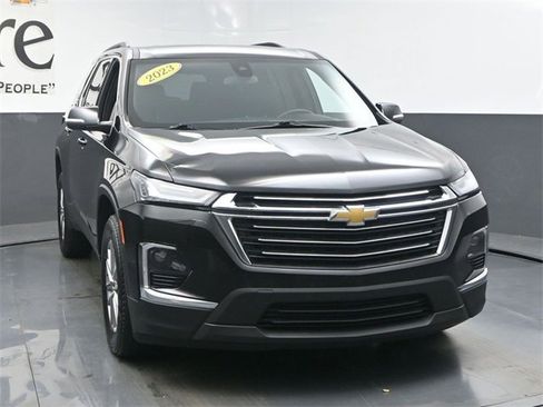 Used 2023 Chevrolet Traverse LT image 51