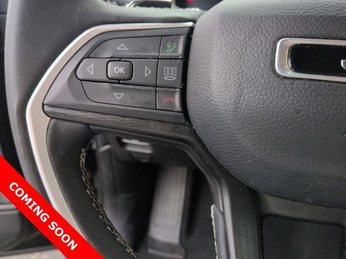 Certified 2024 Jeep Grand Cherokee L Laredo image 22