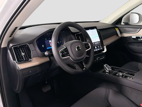 New 2026 Volvo XC90 B5 Core AWD/4WD image 10