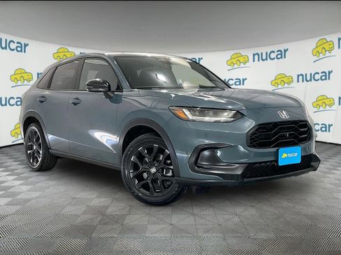 Used 2024 Honda HR-V Sport image 1