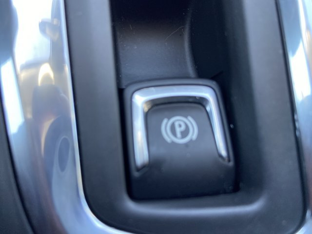 Used 2023 Chevrolet Equinox LT w/ Driver Convenience Package FWD image 49