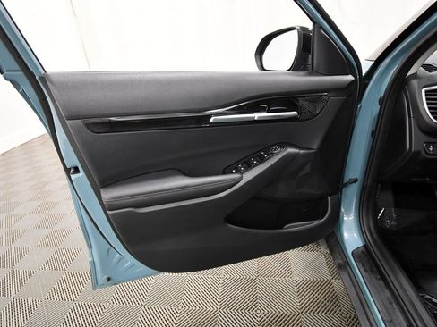 Certified 2025 Kia Seltos S AWD/4WD image 13