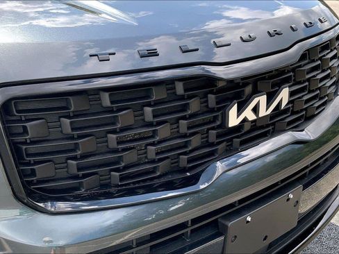 Used 2022 Kia Telluride EX w/ EX Premium Package AWD/4WD image 30