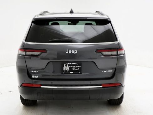 Used 2025 Jeep Grand Cherokee L Laredo image 7