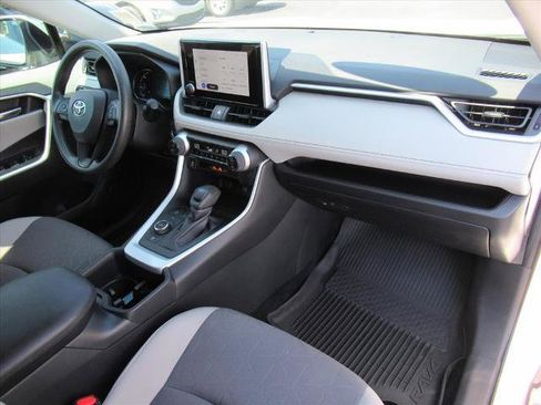 Used 2024 Toyota RAV4 XLE image 13