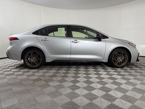 Used 2024 Toyota Corolla SE FWD image 8