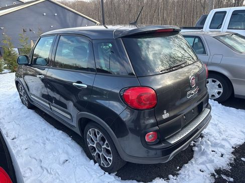 Used 2014 FIAT 500L Trekking w/ Popular Equipment Group image 7