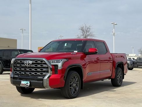 Used 2025 Toyota Tundra Platinum image 9
