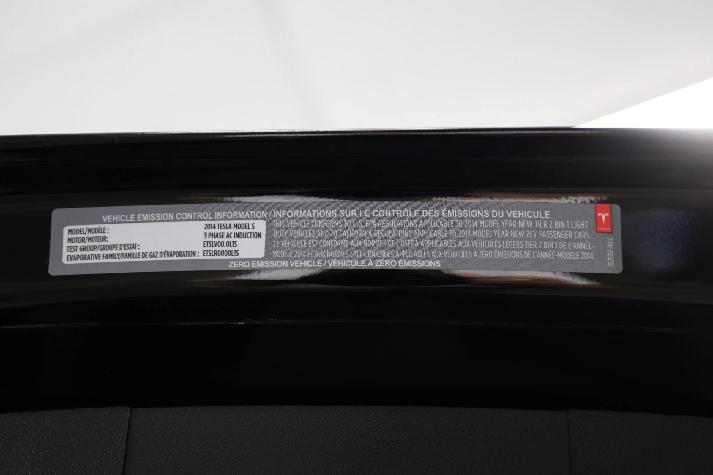 Used 2015 Tesla Model S 85 RWD image 51