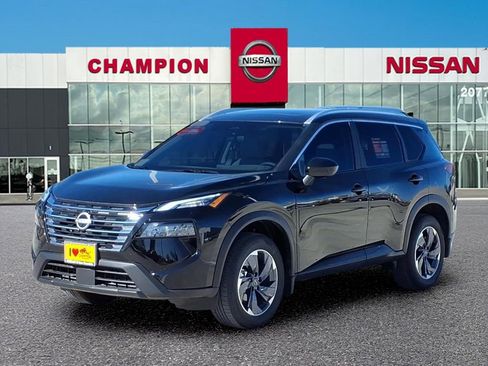 Used 2026 Nissan Rogue SV w/ SV Premium Package image 3