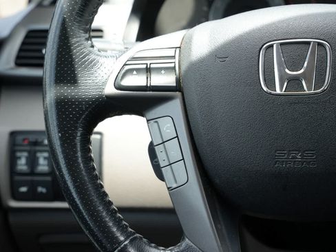 Used 2015 Honda Odyssey Touring Elite image 10