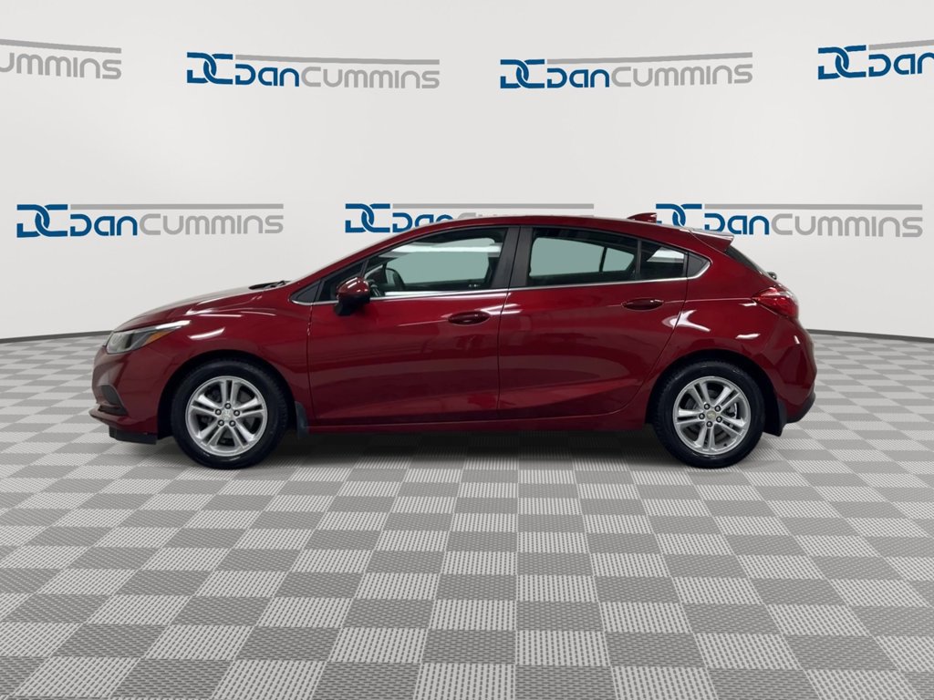 Used 2017 Chevrolet Cruze LT w/ Convenience Package FWD image 5