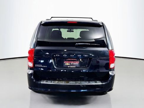 Used 2012 Dodge Grand Caravan SXT FWD image 7