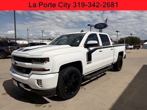 Used 2018 Chevrolet Silverado 1500 LT w/ Rally 2 Edition AWD/4WD image 4
