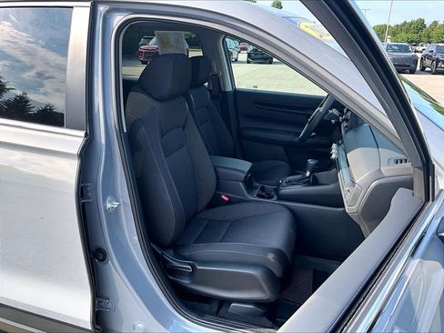 Used 2025 Honda CR-V EX image 11