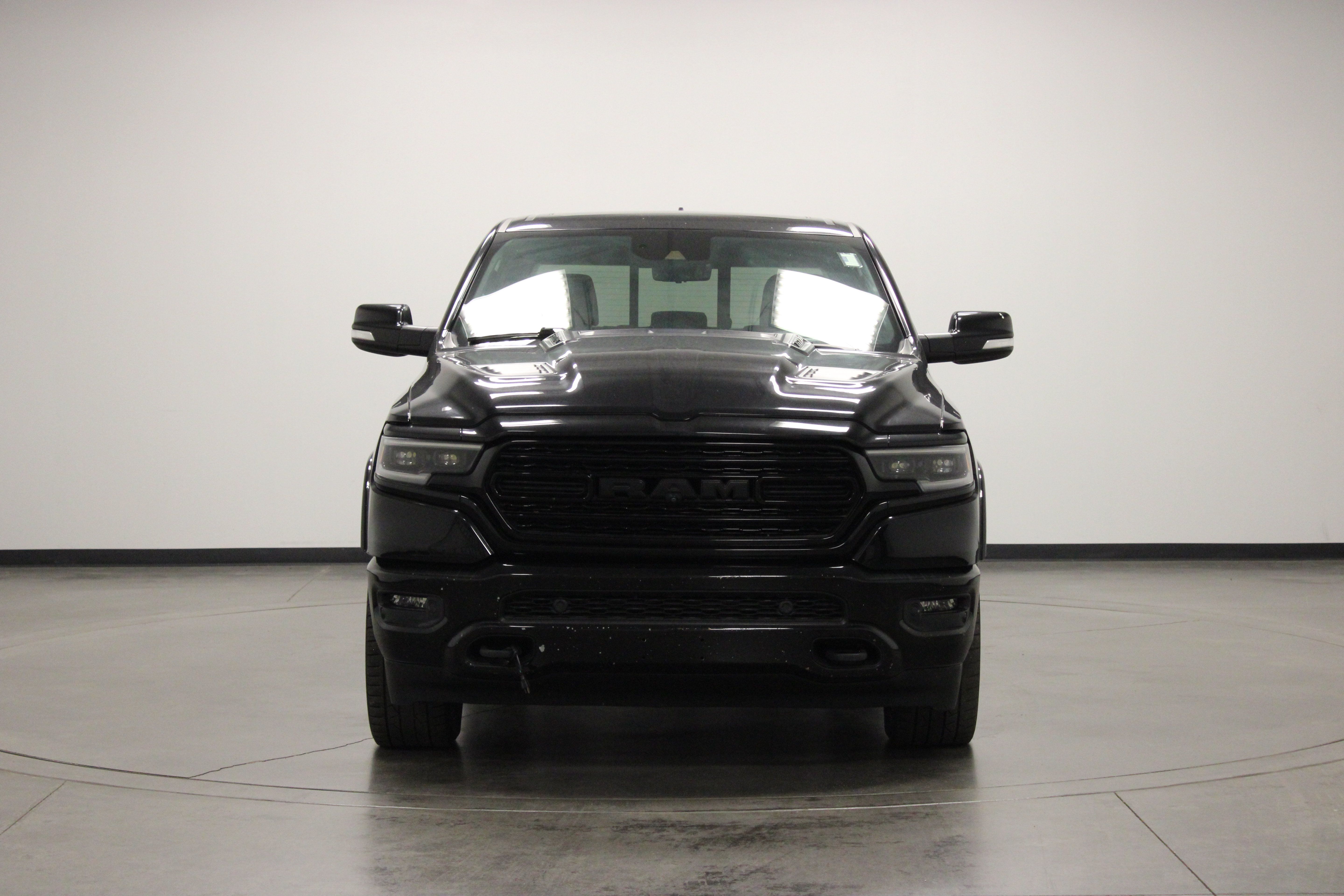Used 2022 RAM 1500 Limited AWD/4WD image 3
