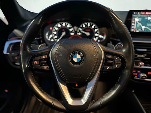 Used 2018 BMW 540i xDrive image 38