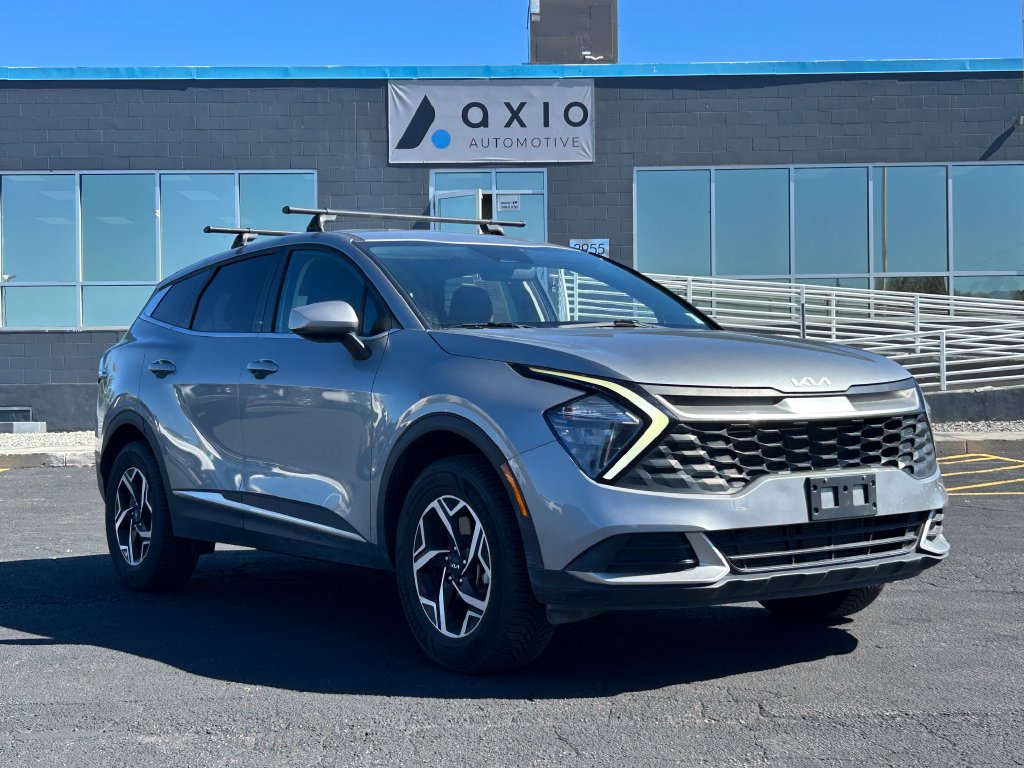 Used 2023 Kia Sportage LX AWD/4WD image 1