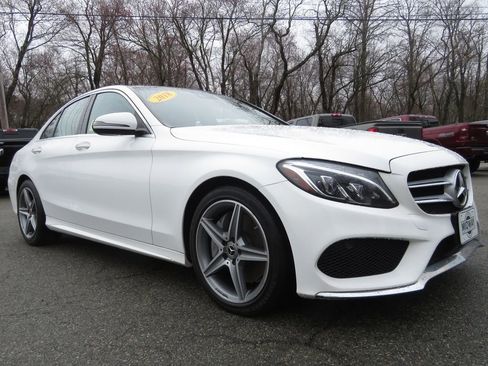Used 2018 Mercedes-Benz C 300 4MATIC Sedan image 3