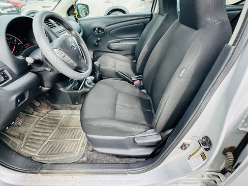Used 2017 Nissan Versa S FWD image 10