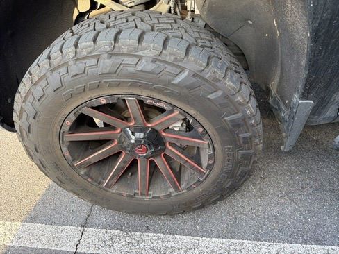 Used 2019 Chevrolet Silverado 1500 Custom Trail Boss w/ Custom Convenience Package image 13