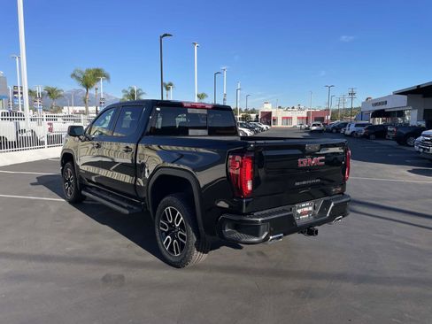 New 2026 GMC Sierra 1500 AT4 w/ AT4 Premium Package image 7