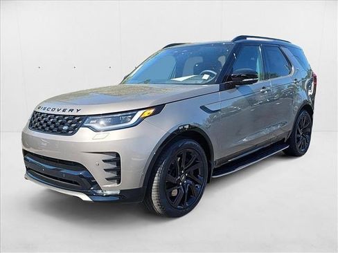 New 2025 Land Rover Discovery Dynamic SE AWD/4WD image 1