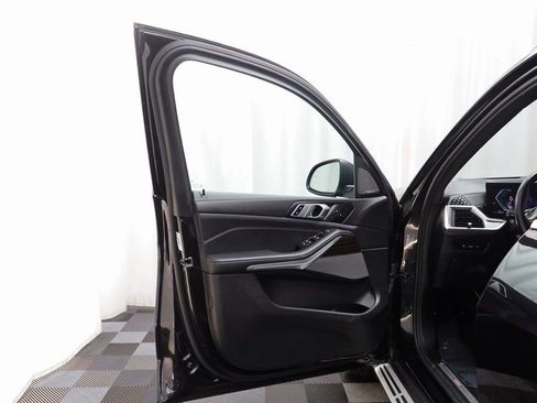 Used 2025 BMW X5 xDrive40i image 4