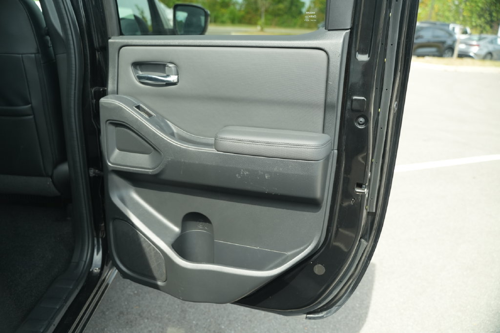 Used 2022 Nissan Frontier Pro-X w/ Pro-X Premium Package RWD image 22