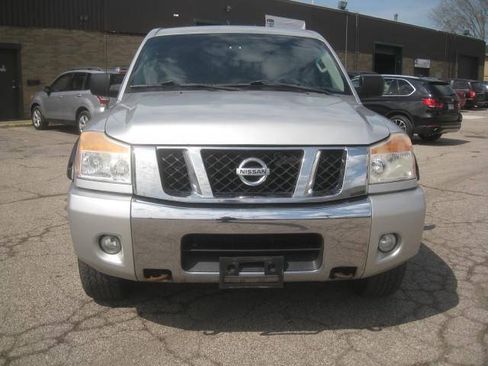 Used 2012 Nissan Titan SV AWD/4WD image 2
