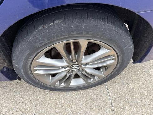 Used 2015 Toyota Camry SE FWD image 5