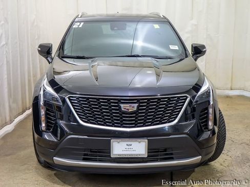 Used 2021 Cadillac XT4 Premium Luxury w/ Cold Weather Package FWD image 5