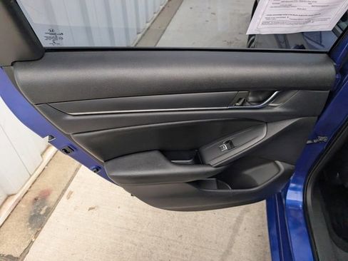 Used 2020 Honda Accord Sport image 23