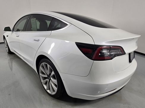 Used 2020 Tesla Model 3 Long Range image 8