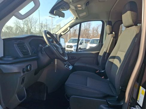 Certified 2023 Ford Transit 350 XLT image 17