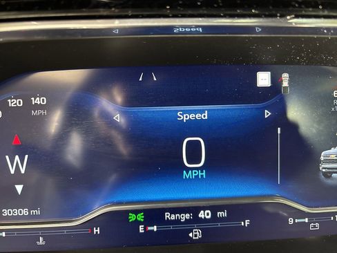 Used 2022 Chevrolet Silverado 1500 RST w/ Convenience Package II image 14