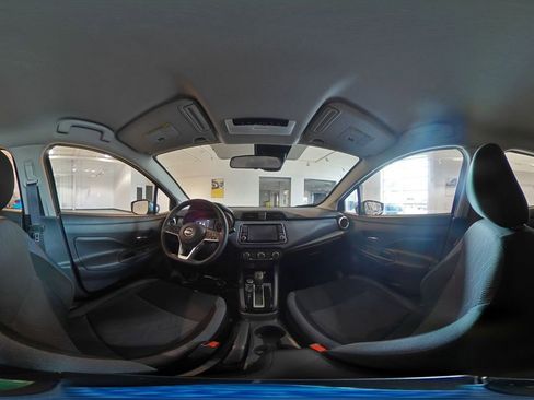 Used 2025 Nissan Versa SV FWD image 41