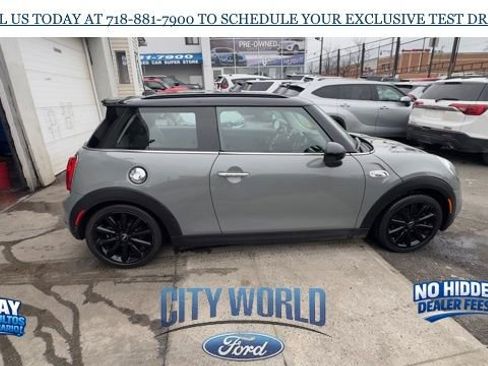 Used 2019 MINI Cooper S FWD image 4