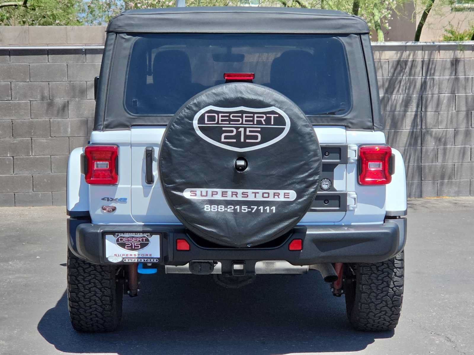 Used 2023 Jeep Wrangler Unlimited Rubicon 4xe AWD/4WD image 7