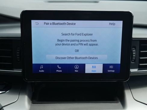 Used 2022 Ford Explorer XLT w/ Equipment Group 202A AWD/4WD image 6