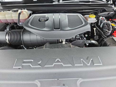 Used 2025 RAM 1500 Laramie w/ Night Edition AWD/4WD image 17