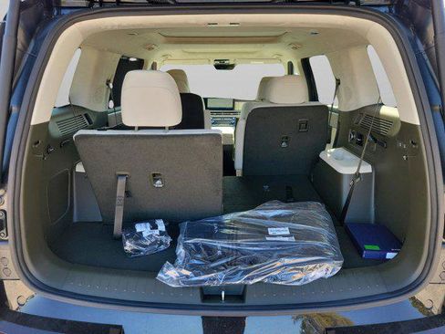 New 2025 Hyundai Santa Fe Calligraphy image 7