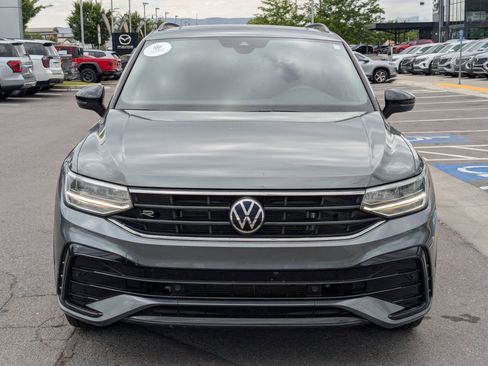 Used 2023 Volkswagen Tiguan SE R-Line AWD/4WD image 12