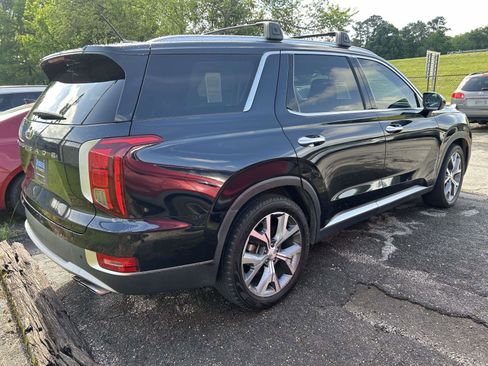Used 2022 Hyundai Palisade SEL w/ Convenience Package FWD image 2