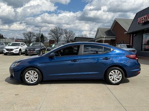 Used 2020 Hyundai Elantra SE image 4