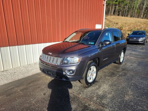 Used 2015 Jeep Compass High Altitude image 5