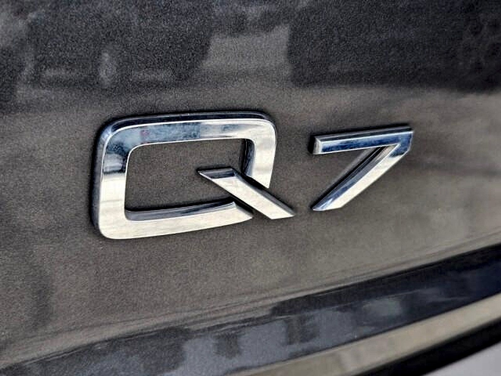 Used 2023 Audi Q7 2.0T Premium Plus w/ Premium Plus Package AWD/4WD image 14